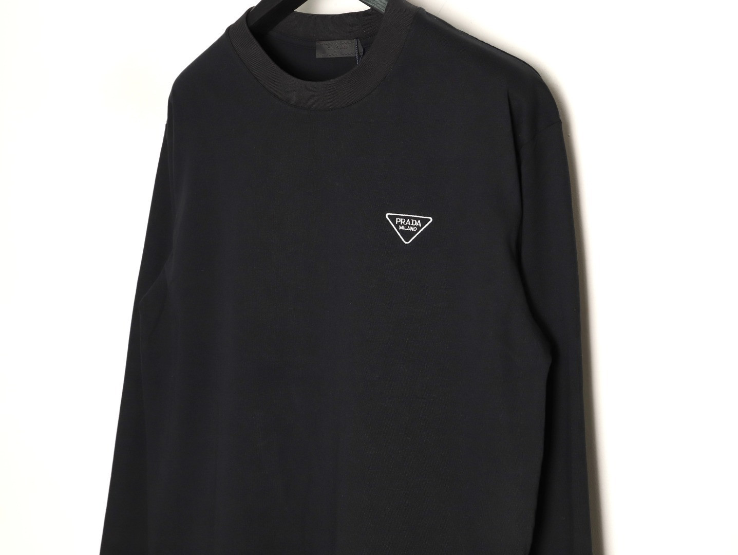 Pra*a long-sleeved t-shirt