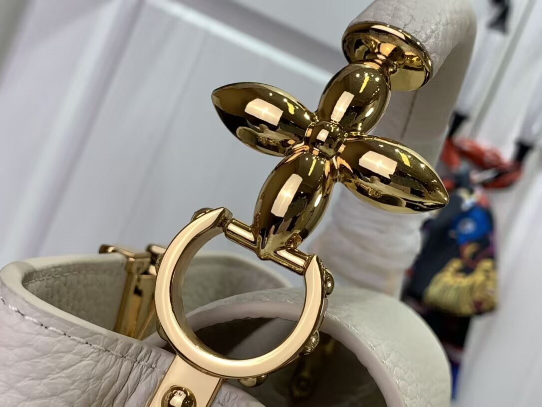 LV Capucines BB M24698 27x18x9CM