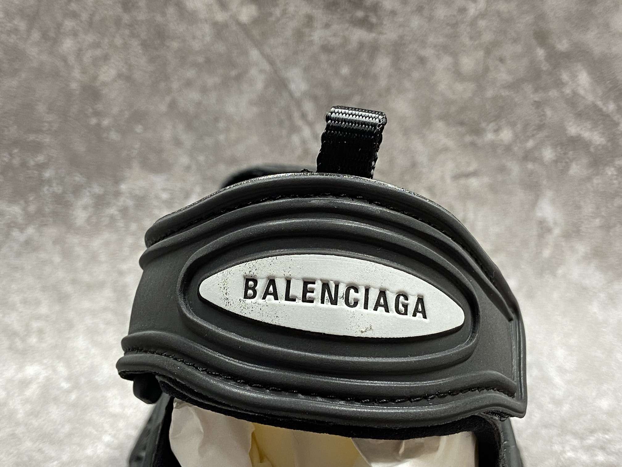 Balenciga Track Sandal Black
