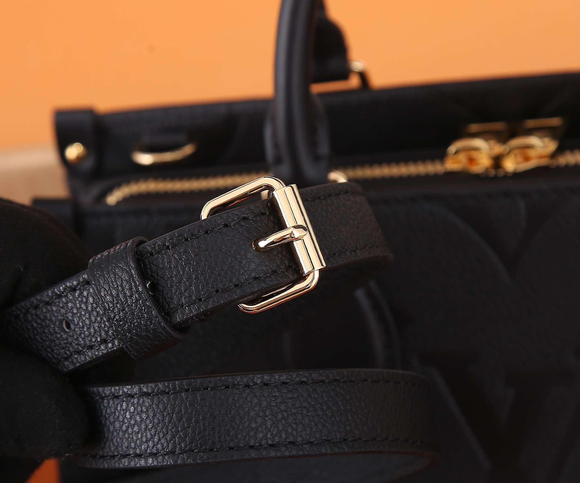 LV OnTheGo East West M23640 9.8 x 5.1 x 3.9 inches