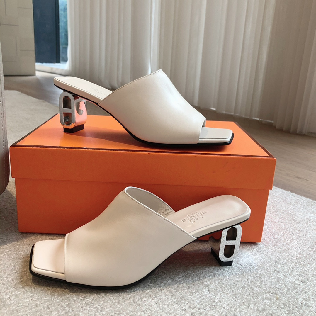 UA Hermès Iconique 60 sandal
