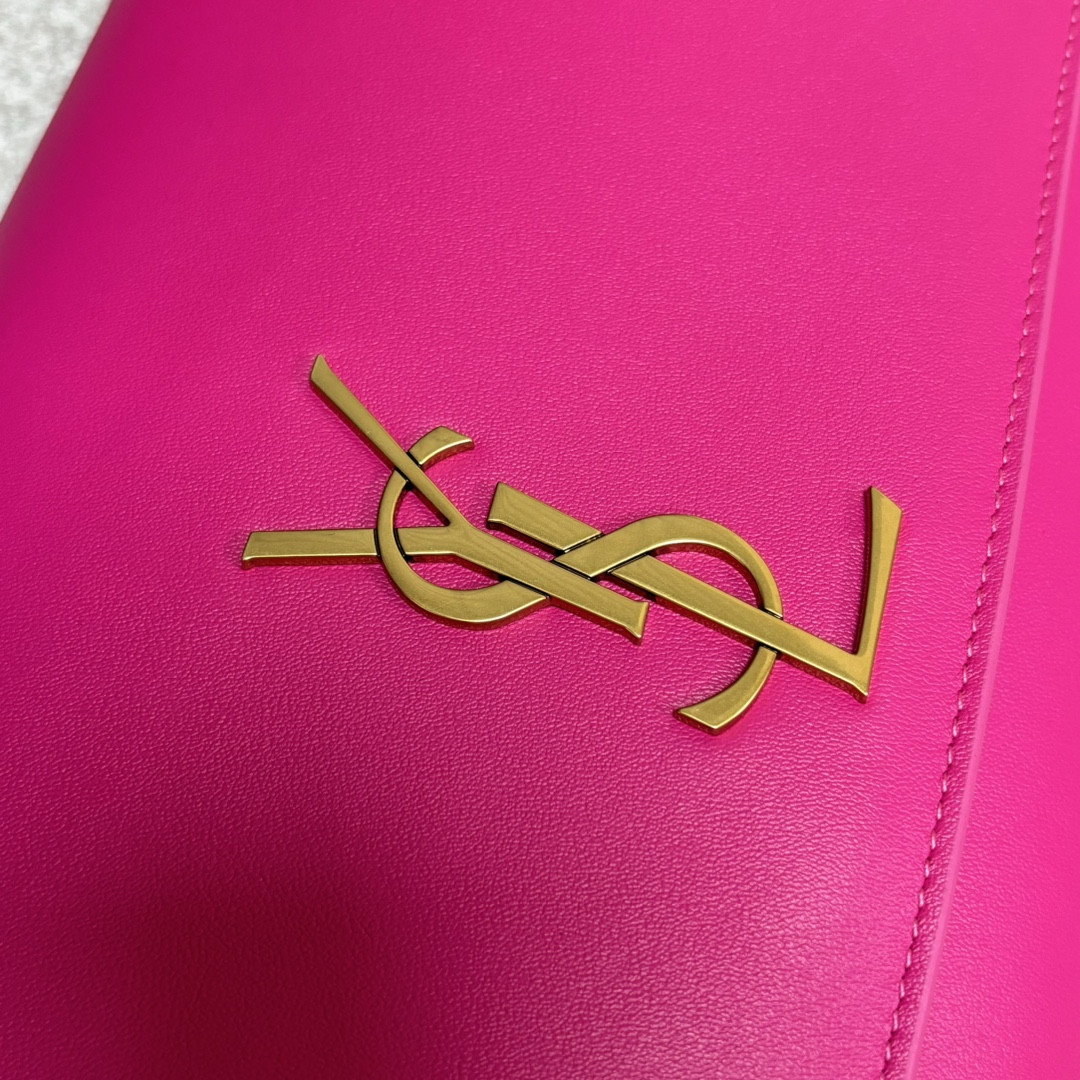 Y*L reversible medium kate in suede 28.5x20.6cm