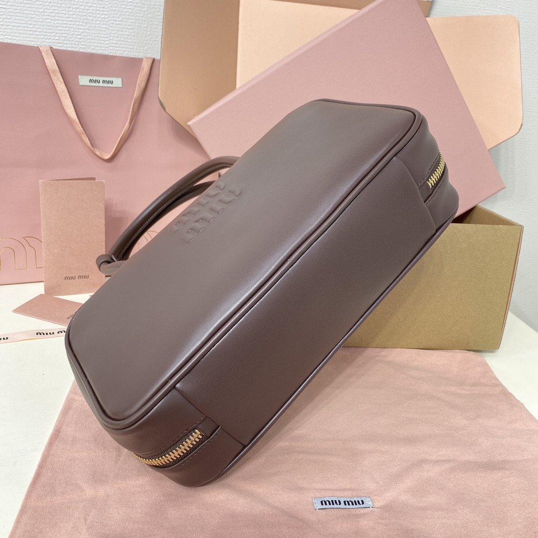 Miu Miu Beau naplak leather bag 29X17X9cm